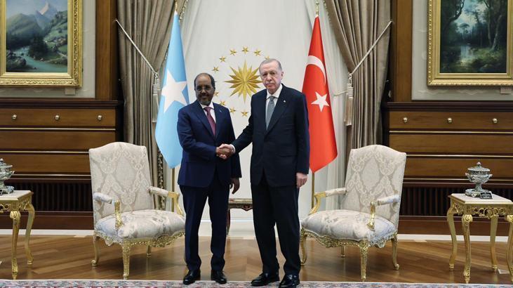 Erdoğan'ın Somali Cumhurbaşkanı Mahmud ile bir araya geldi! İşte görüşmeye ilişkin detaylar